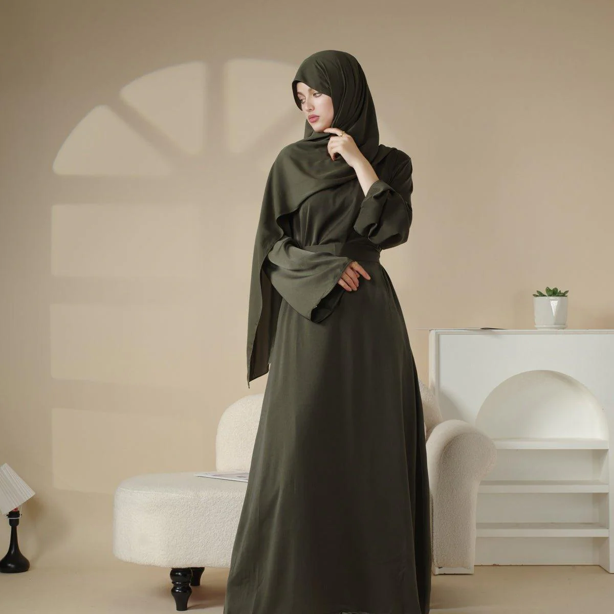 Satin Double Pocket Concealed Button Plain Abaya (MA030) - Image 3