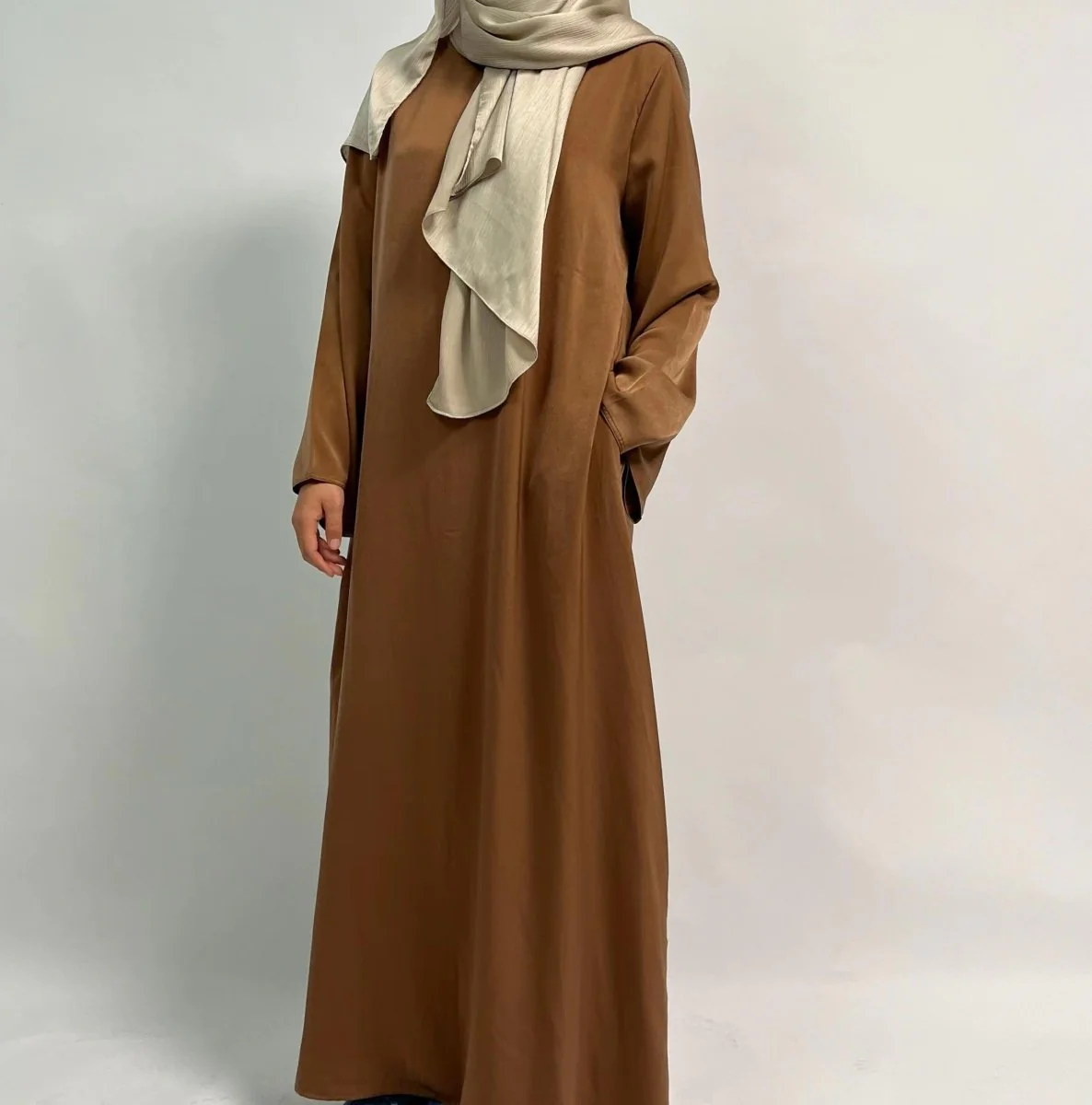 Satin Double Pocket Concealed Button Plain Abaya (MA030) - Image 9